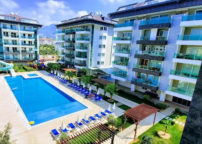 Moda Marine Luxury Homes אלאניה